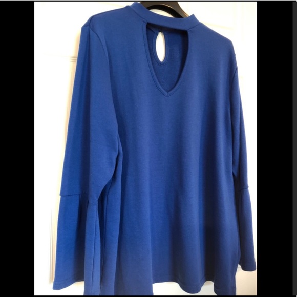 The New Sweatshirt! Great Details LB size 18/20 - Picture 1 of 4